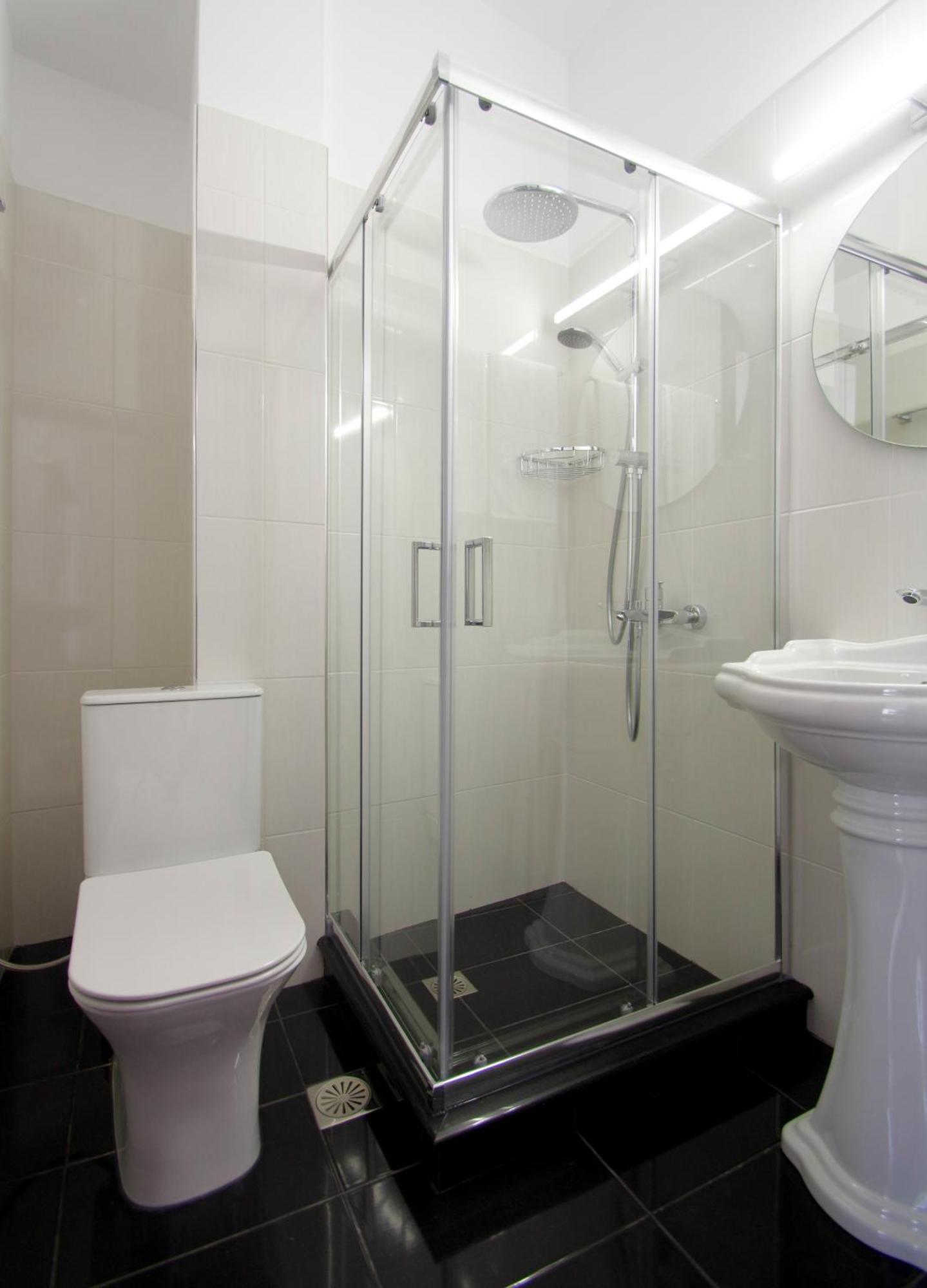 Atrium Apartment Ermoupoli