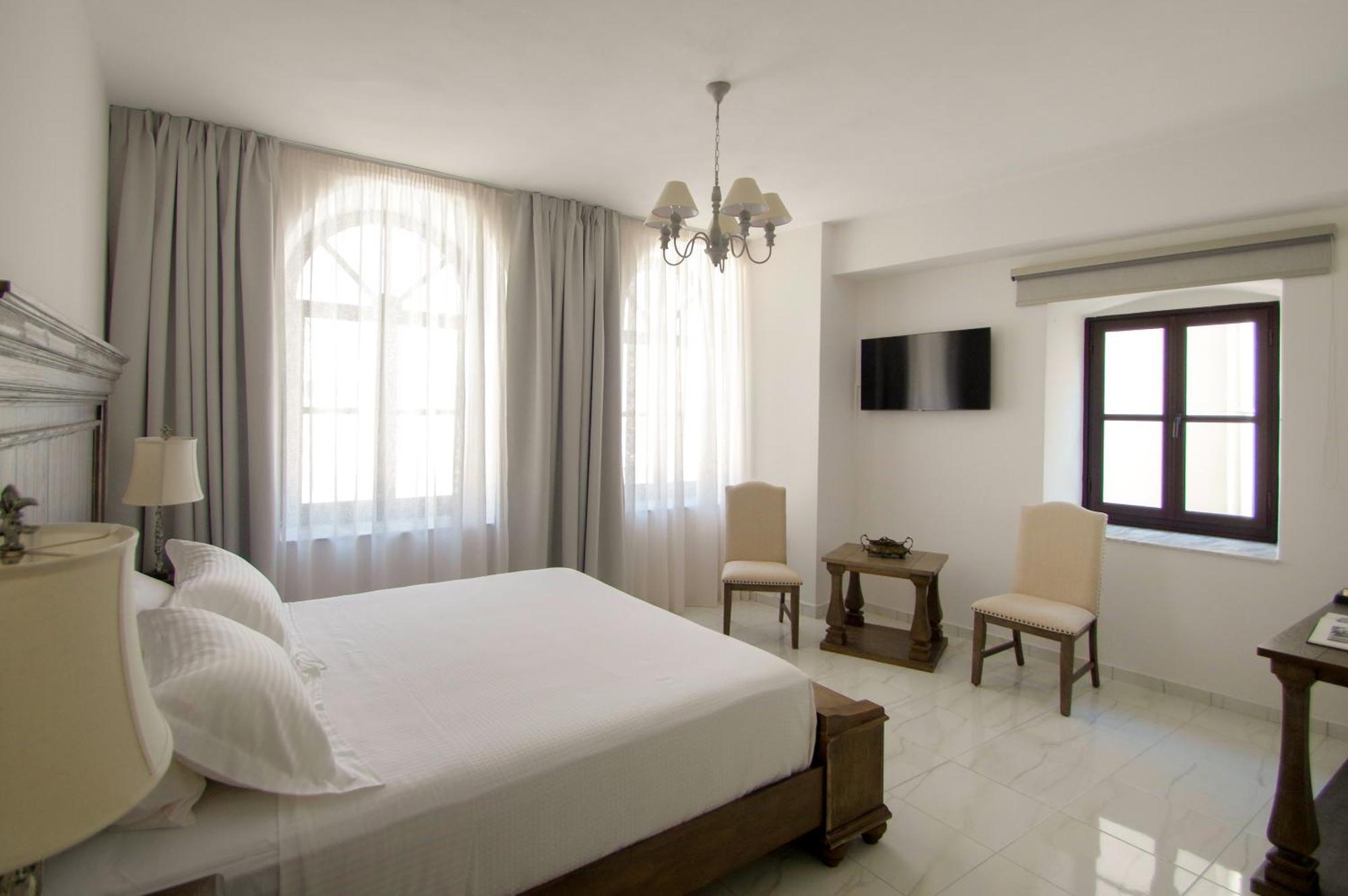 Atrium Apartment
