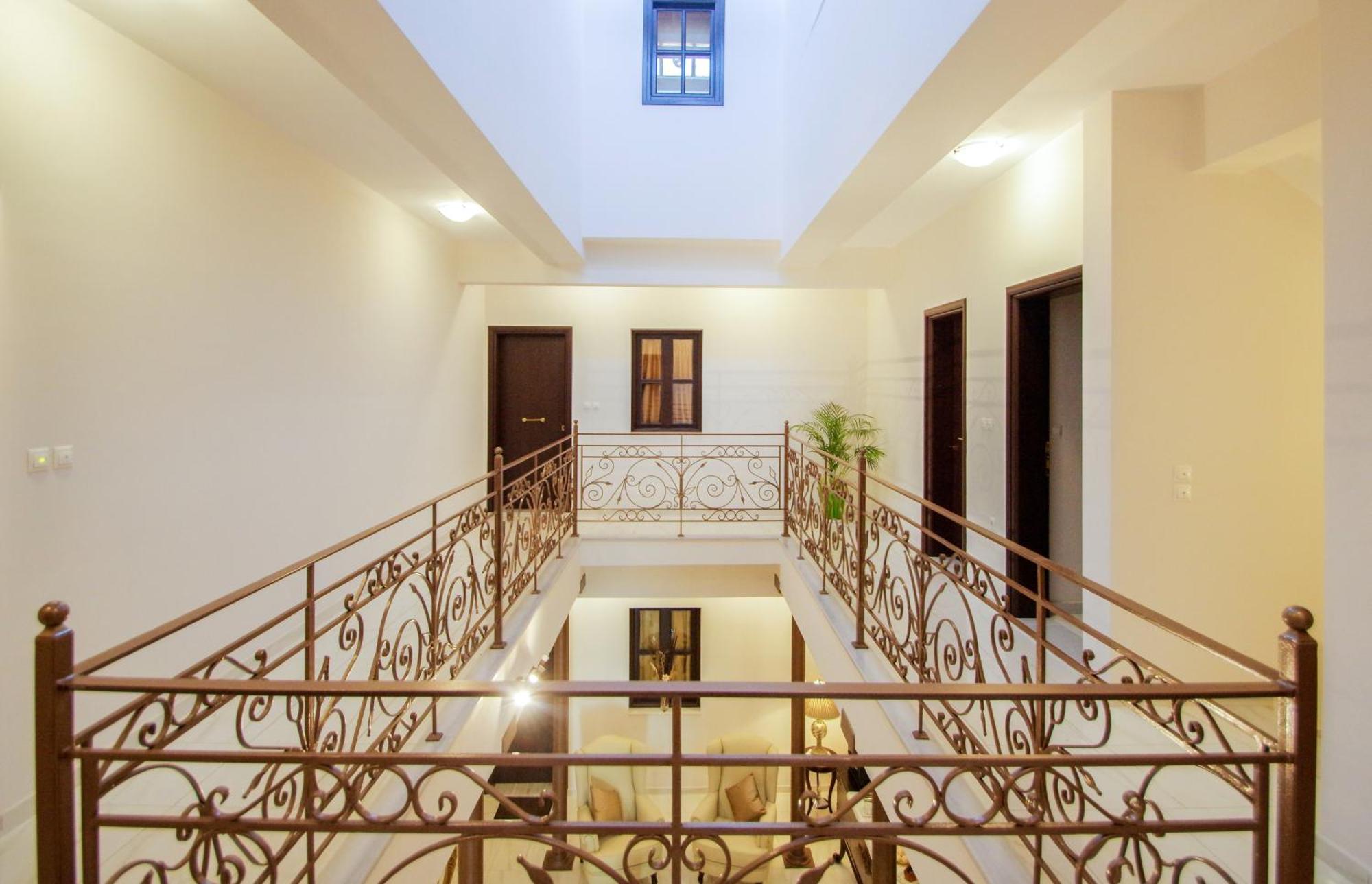 Atrium Apartment Ermoupoli